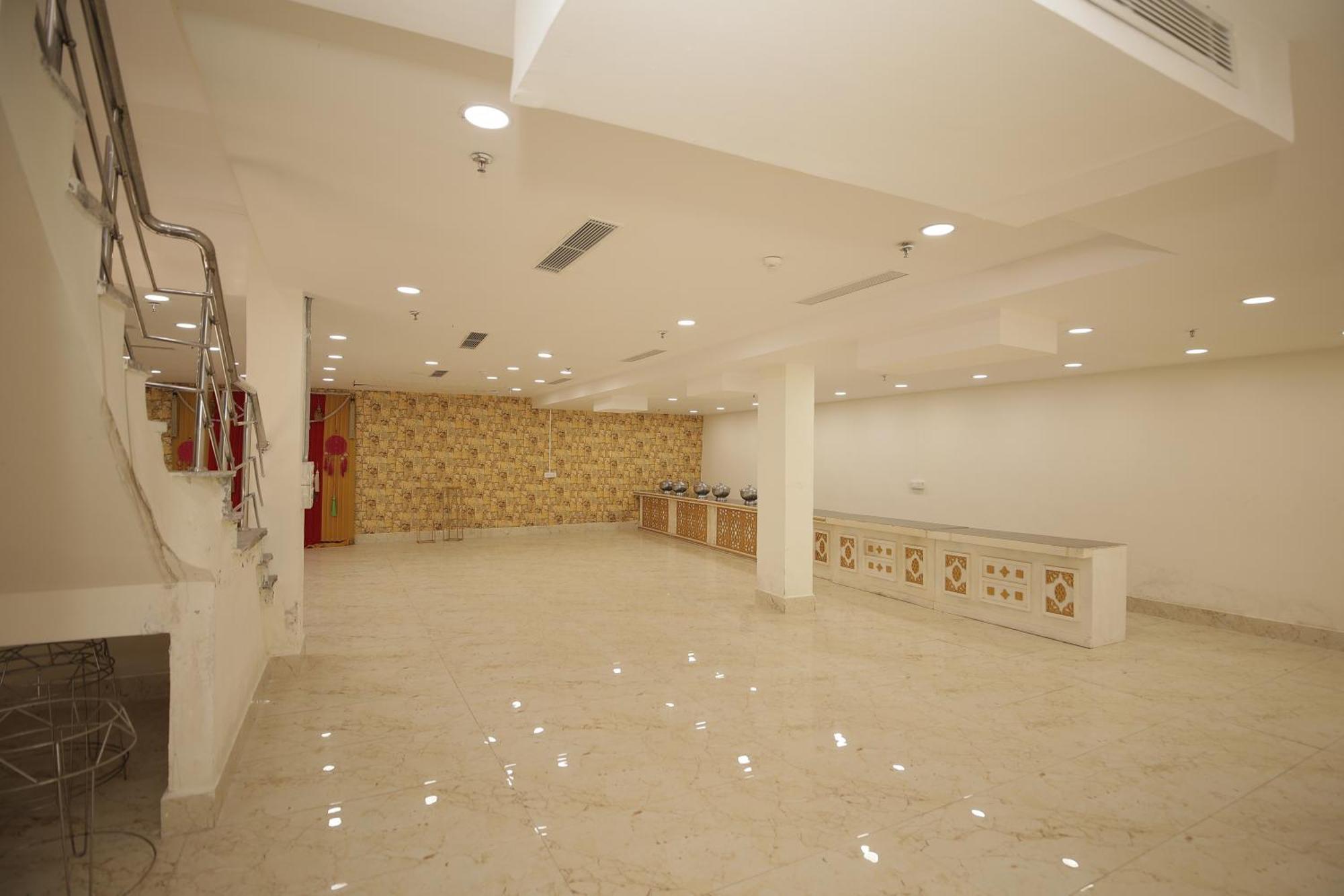 Hotel The Anvi Residency Sector 122 Noida Exterior foto